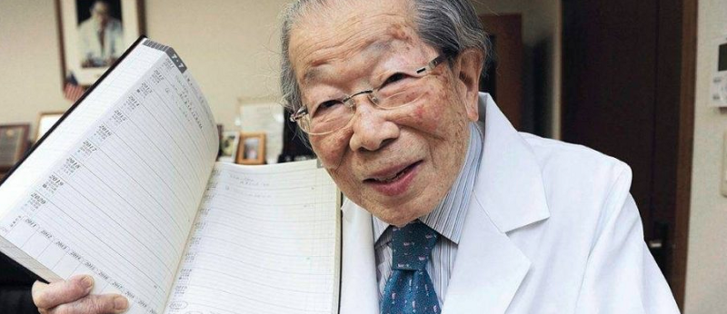 Doktori japonez 104 vjeçar jep disa këshilla të vlefshme se si të gëzosh jetën